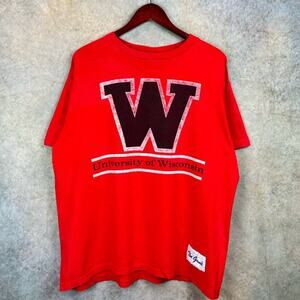 Vintage 90s Wisconsin Badgers T Shirt Mens Sz  L Red College University The Game